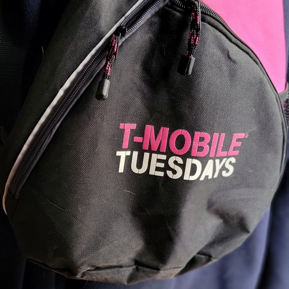 Tmobile Bag Set - Picture 6 of 14